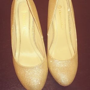 Glittery Gold mid heel
